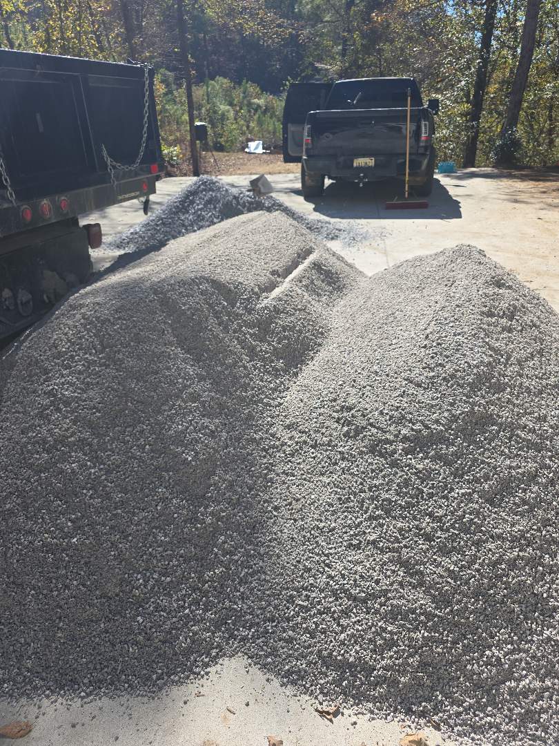 8910 Gravel Delivery