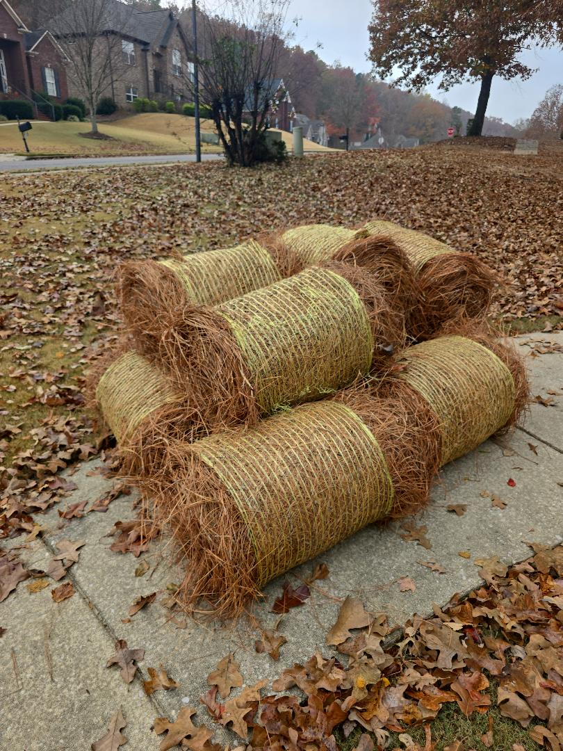 Pinestraw Delivery