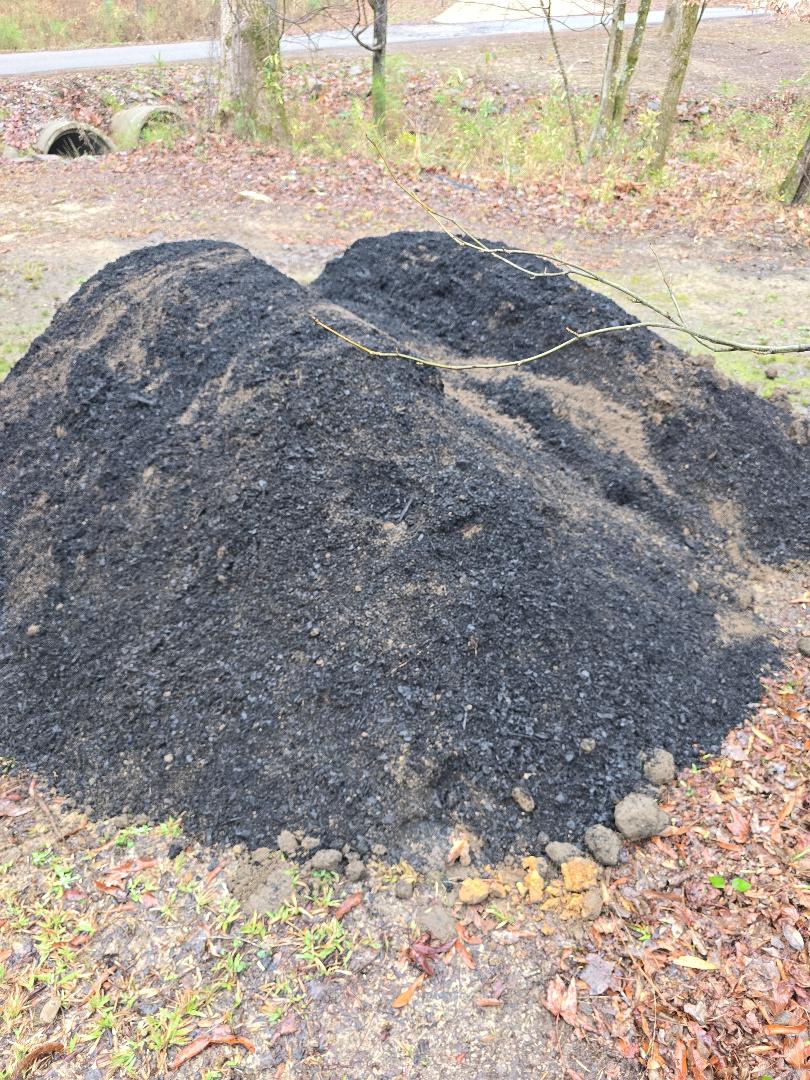 Screened Top Soil/ Soil Conditioner