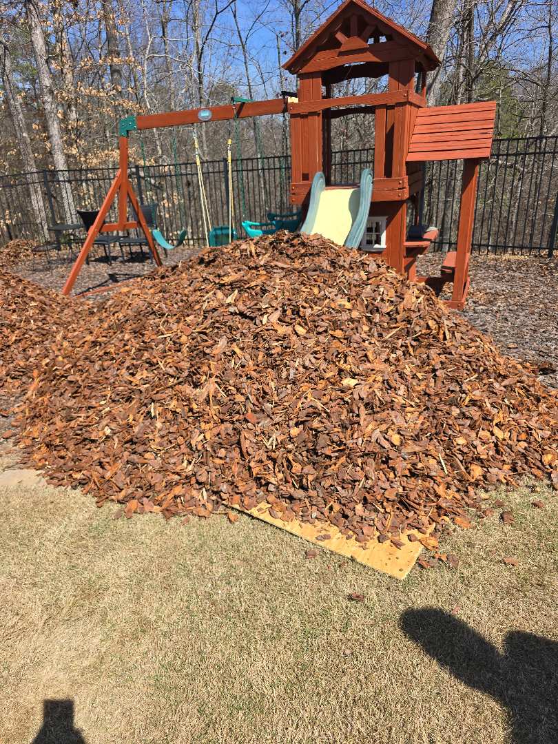 Pine Mulch Nuggets  Delivery