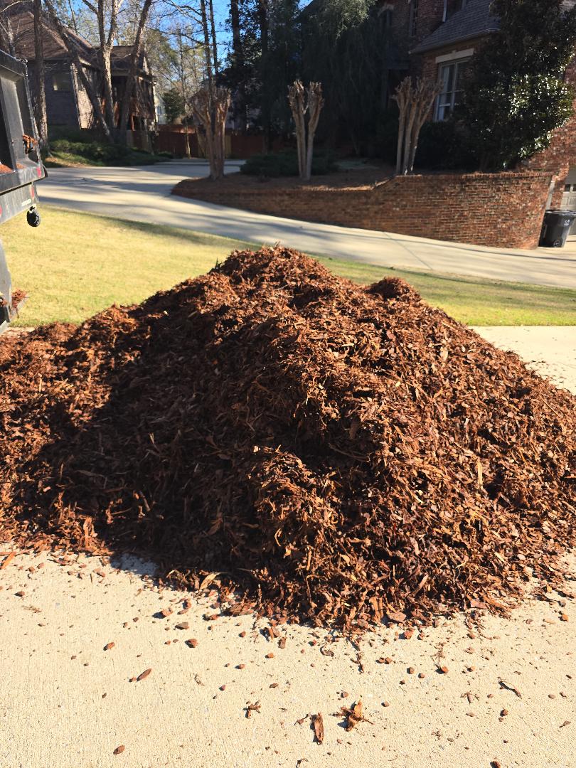 Pine Mulch Delivery