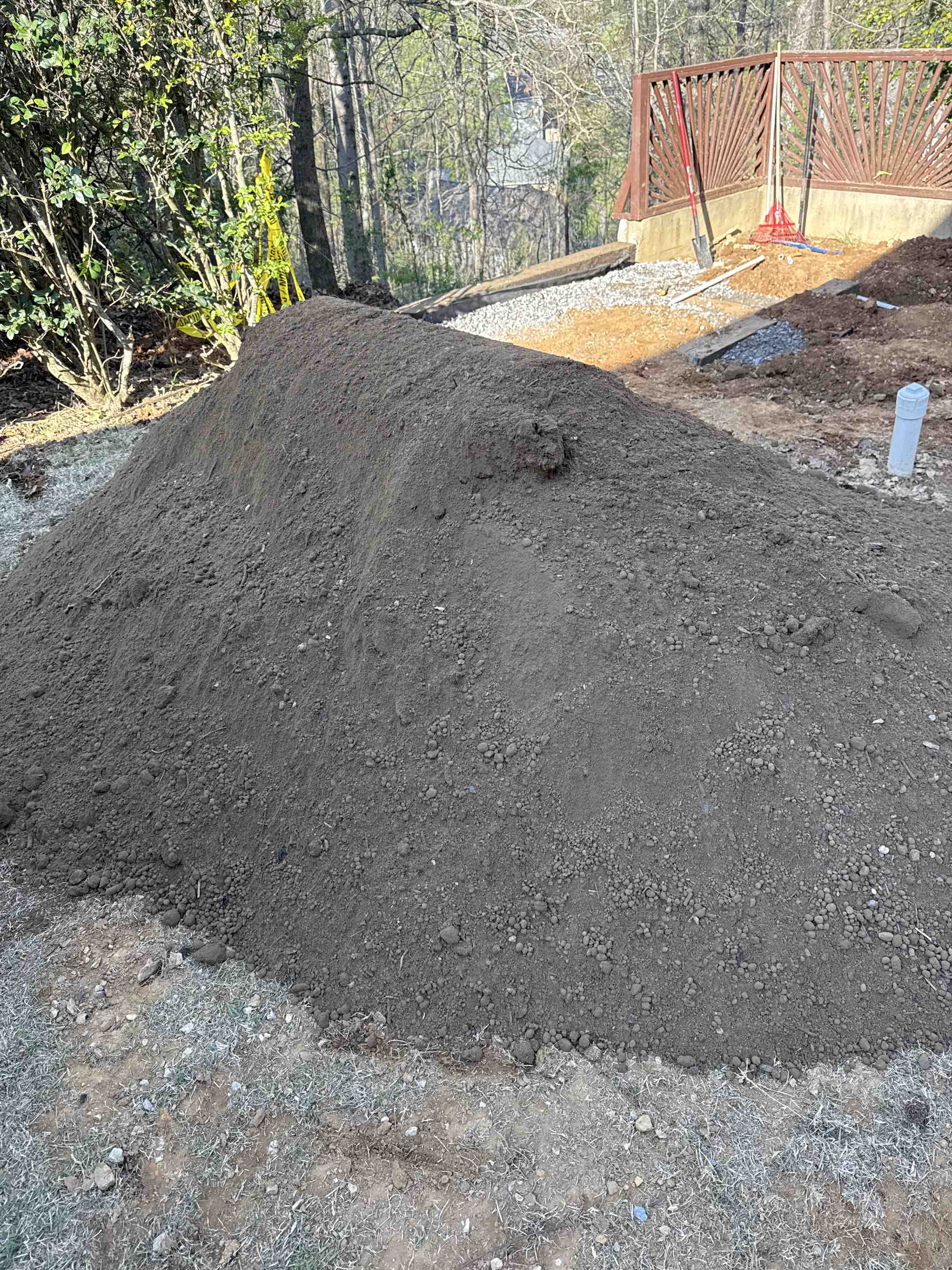 Topsoil delivery in Hoover 
