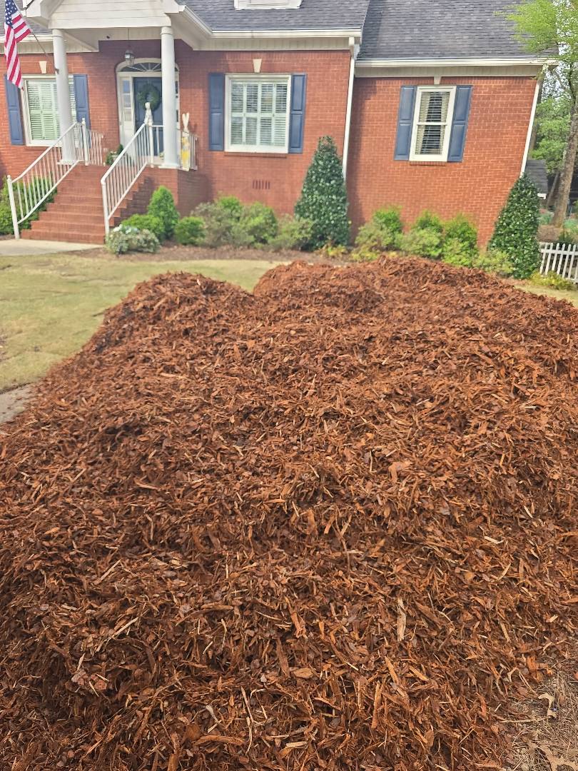 Pine Mulch Delivery