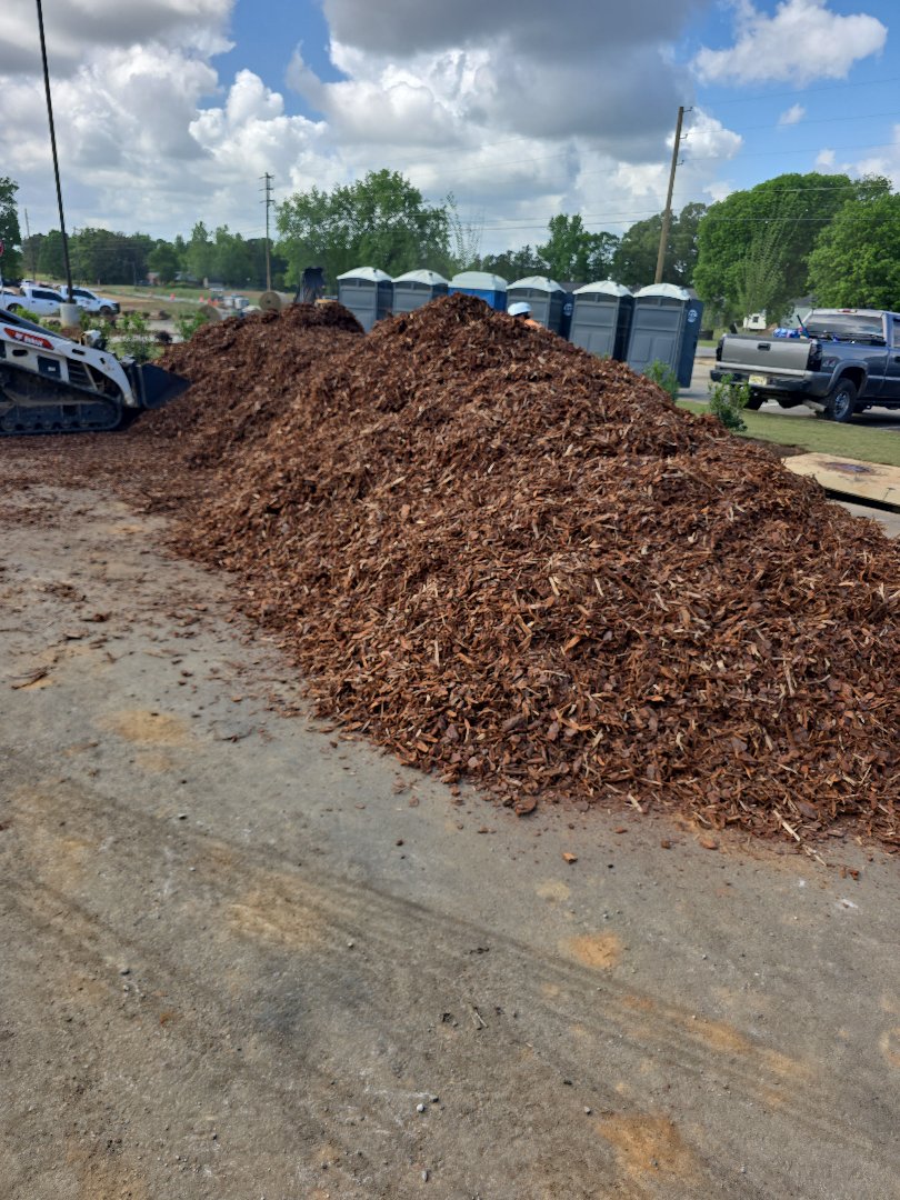 Pine Mulch Delivery
