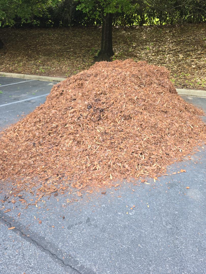 Pine Mulch Delivery