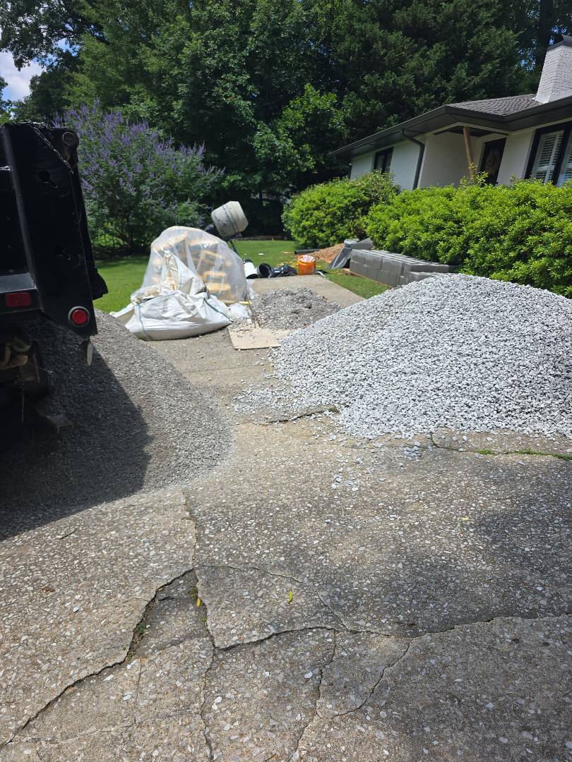 57/8910 Gravel Delivery