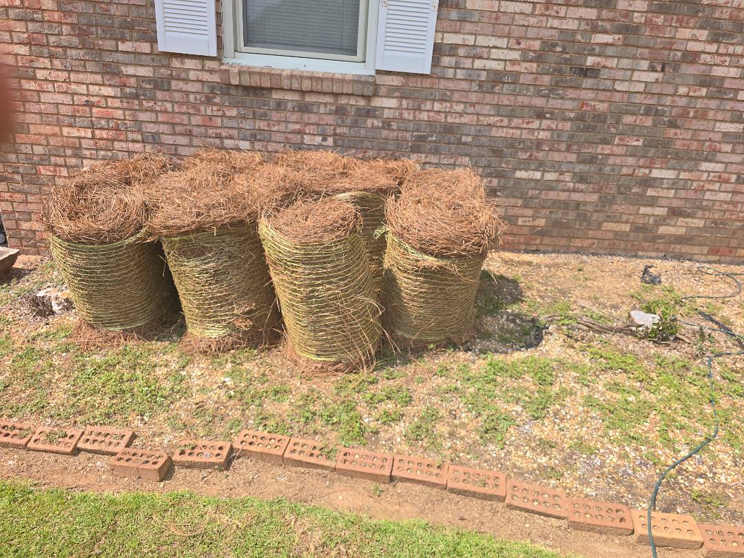 Pinestraw Delivery