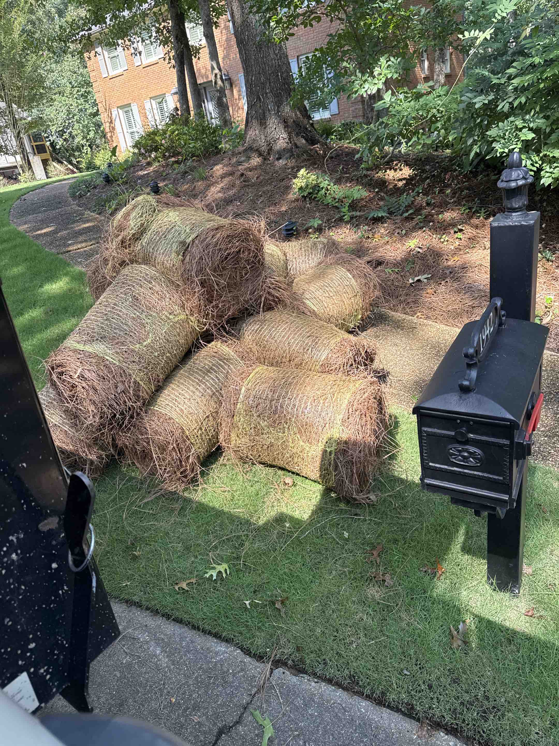 Pine straw delivered to riverchase 