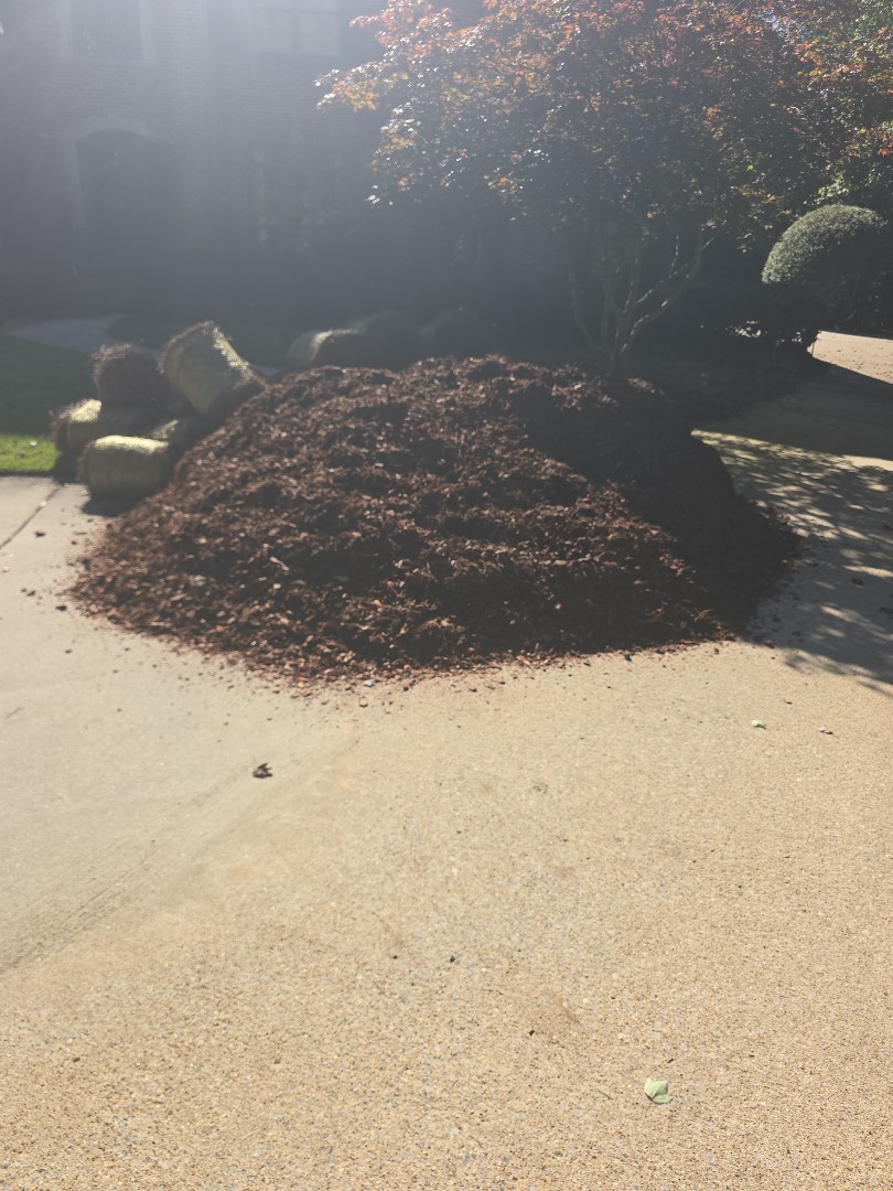 Pine Mulch/Pinestraw Delivery