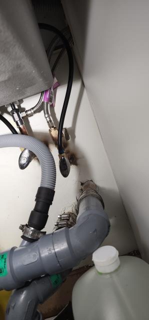 Installation completed in Scarborough, Ontario with a new dishwasher and refrigerator supplied by the client. Both appliances were professionally installed, including proper hookup and testing of water and drainage systems.
We supplied and installed two shut-off valves, two braided water supply lines, and a dedicated dishwasher drain connection. All plumbing connections were secured, leak-tested, and confirmed to be operating correctly. Both units were leveled, connected, and fully functional upon completion.
dishwasher installation Scarborough, fridge installation Scarborough, appliance installation service Scarborough, water supply line installation, shut-off valve installation, dishwasher drain hookup, plumbing installation Scarborough, refrigerator hookup service, kitchen appliance plumbing installation, residential appliance installation Ontario
