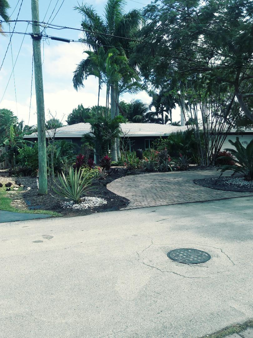 Wilton Manors, FL - Finished gaf timberline shingle roof by earl w Johnston roofing llc Wilton Manors, FL - Finished gaf timberline shingle roof by earl w Johnston roofing llc