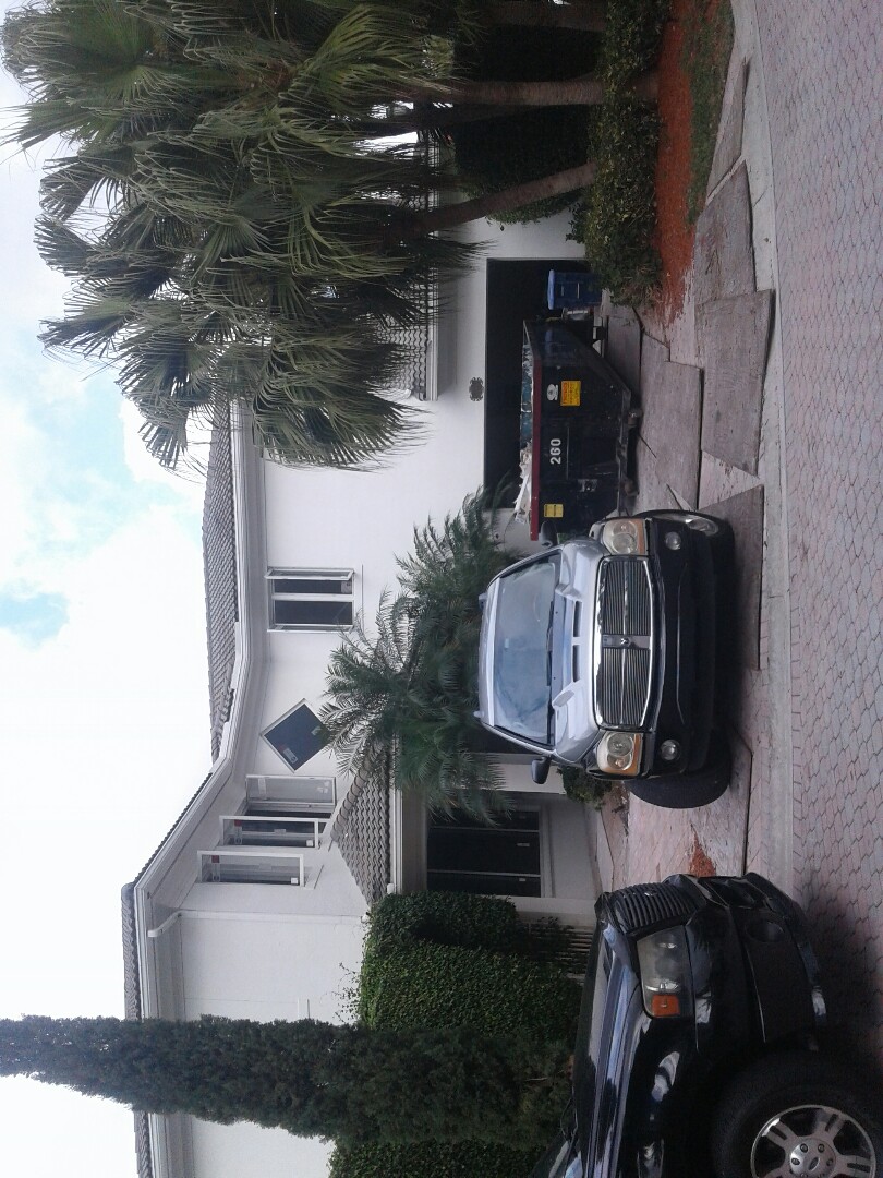 Aventura, FL - Roof repair in the City of Aventura Florida does repairs being done by Earl W Johnston roofing company Tony is in charge Aventura, FL - Roof repair in the City of Aventura Florida does repairs being done by Earl W Johnston roofing company Tony is in charge