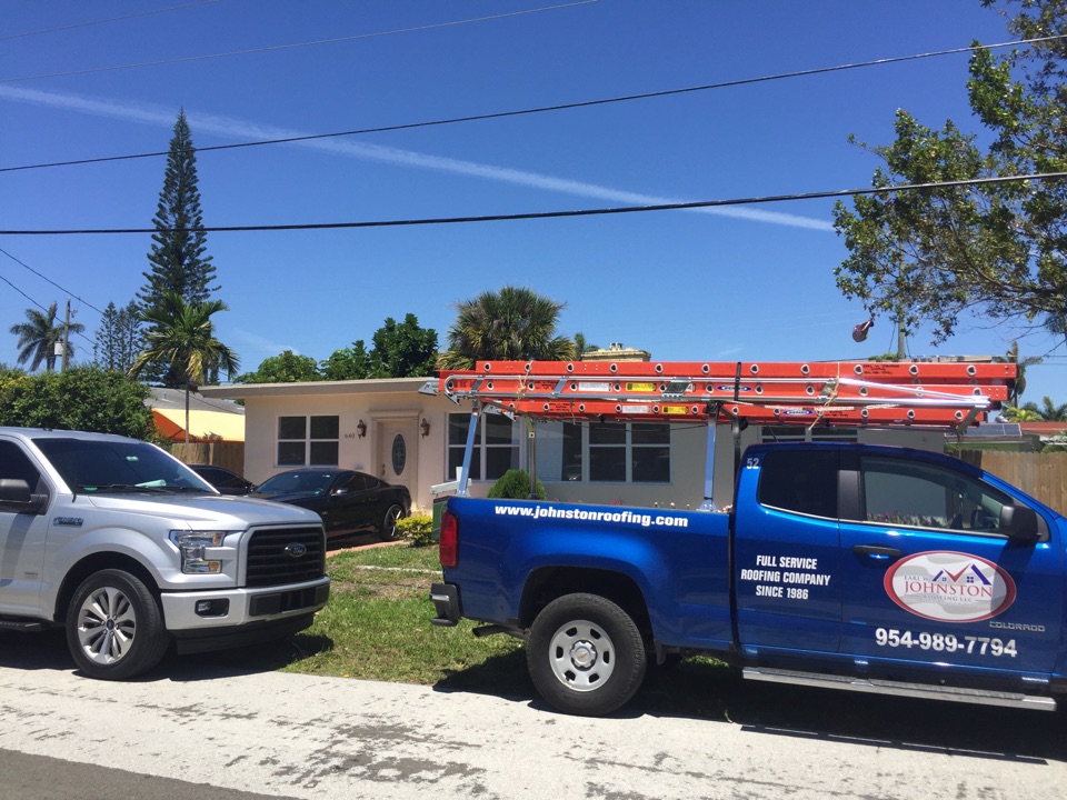 Hallandale Beach, FL - Flat roof repair by GAF master contractor in Hallandale Beach, Florida. Earl Johnston Roofing Hallandale Beach, FL - Flat roof repair by GAF master contractor in Hallandale Beach, Florida. Earl Johnston Roofing