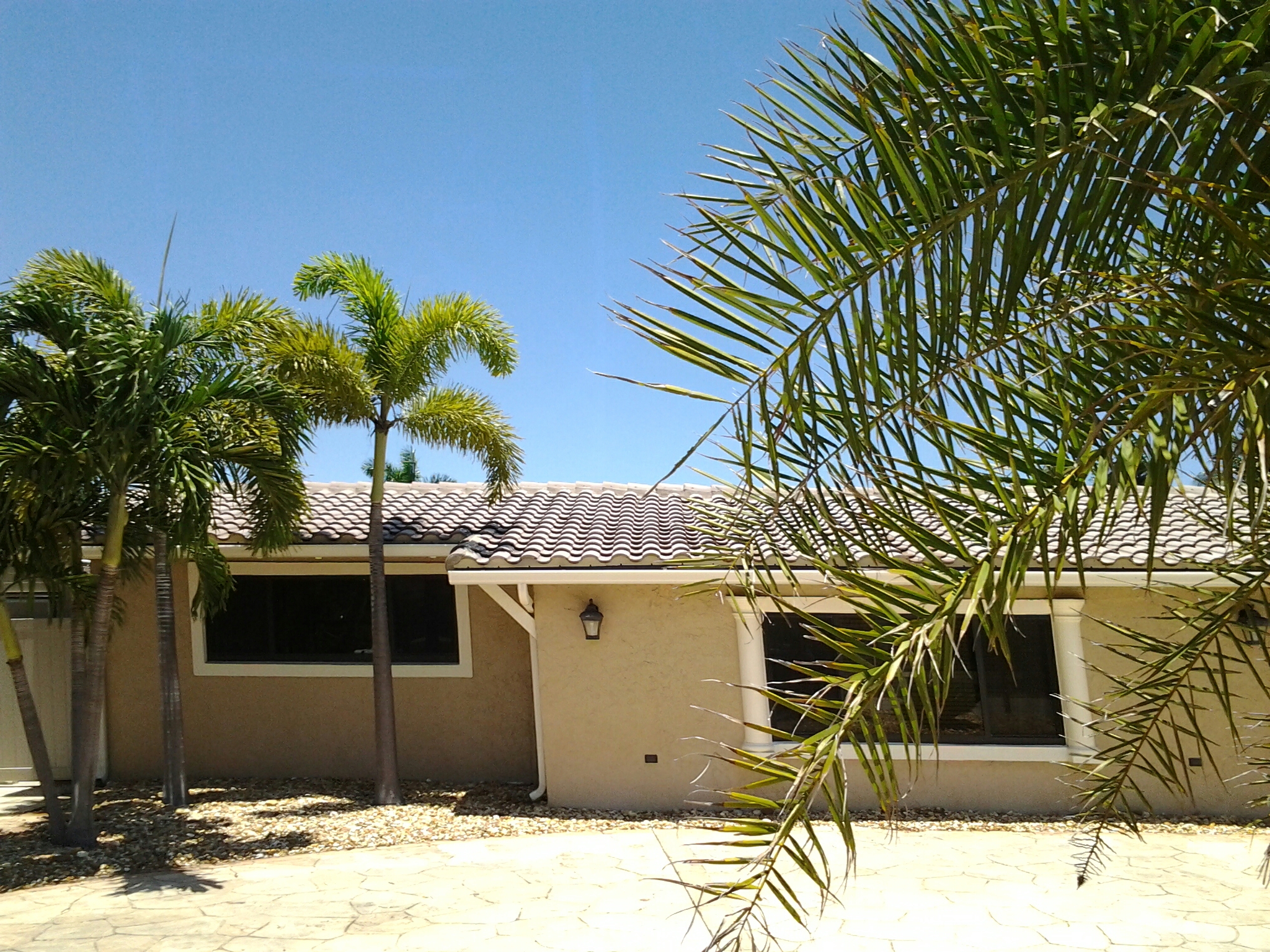 Pompano Beach, FL - Roofacide roof Pompano Beach, FL - Roofacide roof