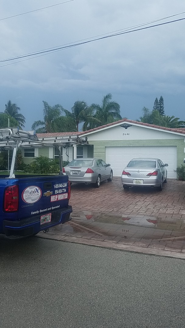 Pompano Beach, FL - Tile roof leak repair estimate by Earl Johnston Roofing Company Pompano Beach, FL - Tile roof leak repair estimate by Earl Johnston Roofing Company