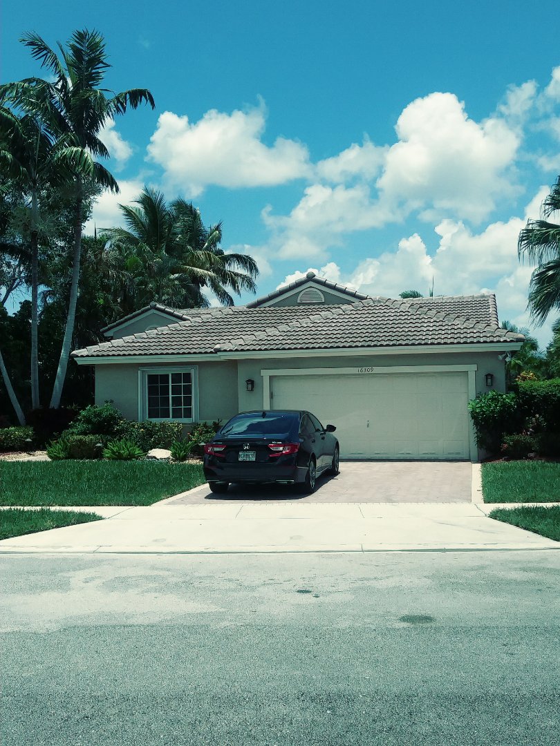 Pembroke Pines, FL - Finished eagle medium profile concrete roof tile by earl w Johnston roofing llc Pembroke Pines, FL - Finished eagle medium profile concrete roof tile by earl w Johnston roofing llc