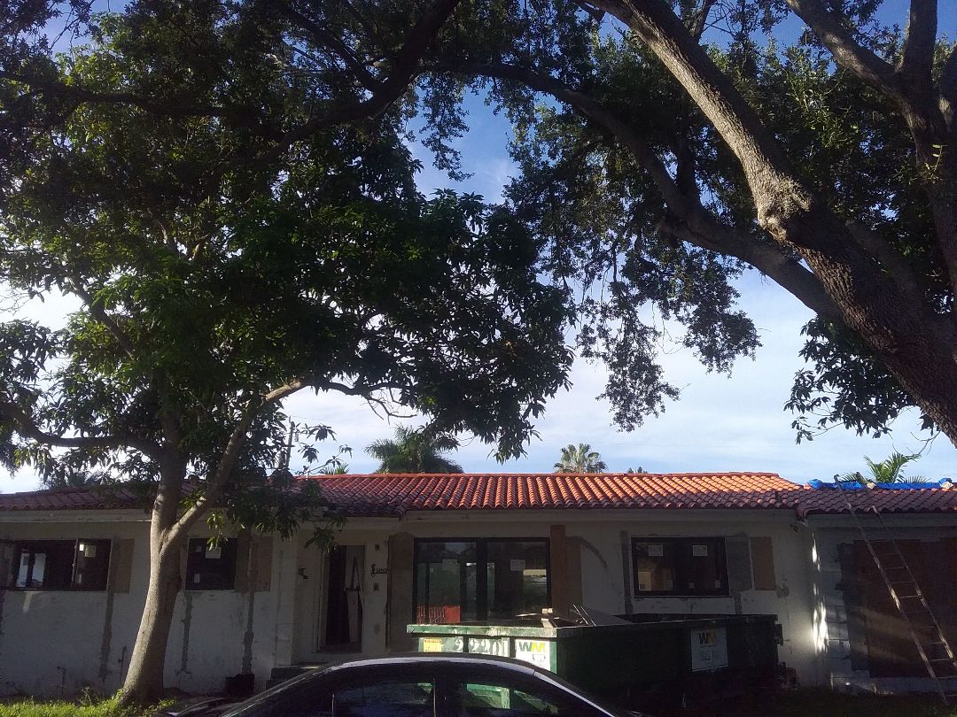 Miami Shores, FL - Roof repair in Miami Shores by Duane & Oliver from Earl W. Johnston Roofing Miami Shores, FL - Roof repair in Miami Shores by Duane & Oliver from Earl W. Johnston Roofing