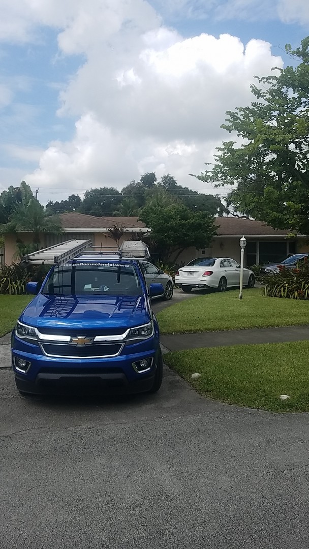 Miami Beach, FL - Shingle roof leak repair estimate by Earl Johnston Roofing Company Miami Beach, FL - Shingle roof leak repair estimate by Earl Johnston Roofing Company