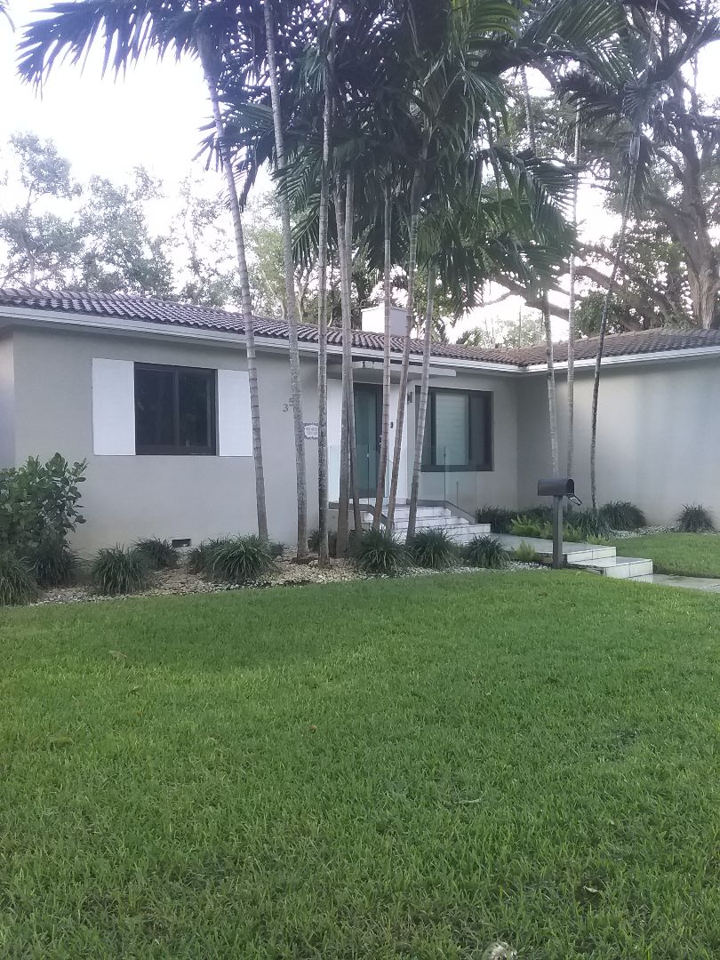 Miami Shores, FL - Tire repair in the city of Miami Shores this repairs being done by Earl W Johnston roofing company Tony and Ron are you repair technicians Miami Shores, FL - Tire repair in the city of Miami Shores this repairs being done by Earl W Johnston roofing company Tony and Ron are you repair technicians