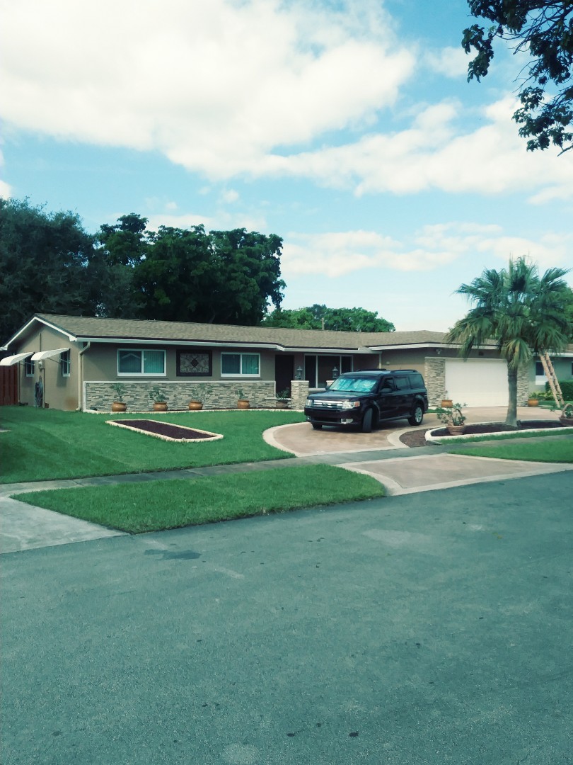 Pembroke Pines, FL - Finished Gaf timberline shingle and tpo flat roof by earl w Johnston roofing llc Pembroke Pines, FL - Finished Gaf timberline shingle and tpo flat roof by earl w Johnston roofing llc