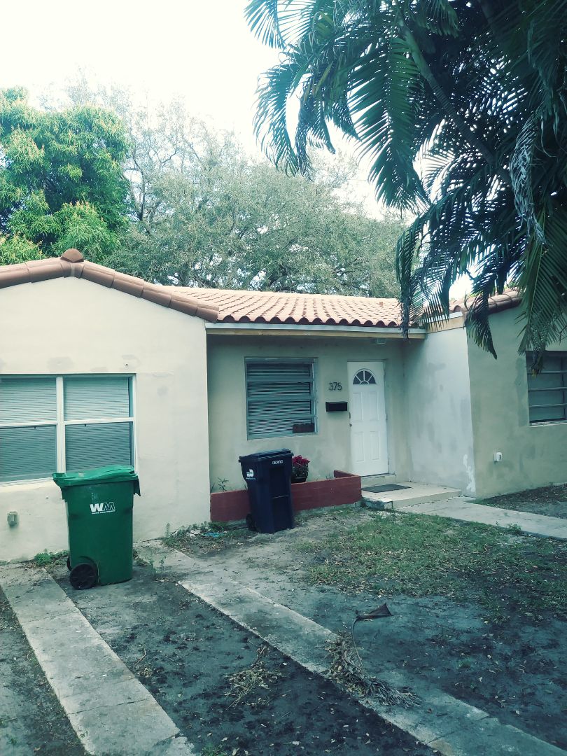 El Portal, FL - Finished Santafe Spanish s clay roof tile by earl w Johnston roofing llc El Portal, FL - Finished Santafe Spanish s clay roof tile by earl w Johnston roofing llc
