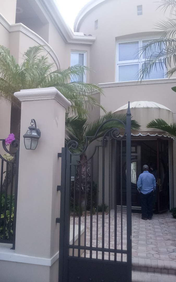 Miami Beach, FL - Repair roof by Israel & Alexis from Earl Jhonstonroofing Miami Beach, FL - Repair roof by Israel & Alexis from Earl Jhonstonroofing