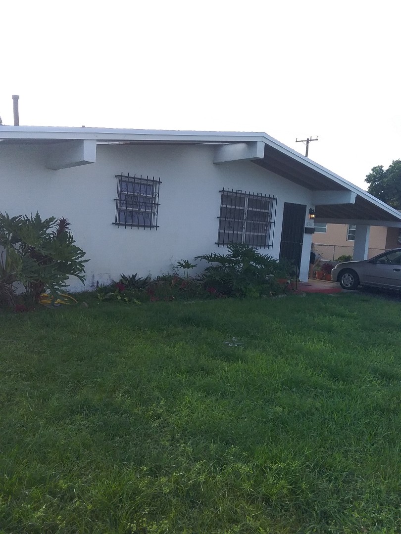 Miami Gardens, FL - Repair shingle roof by Oliver and Alexis from Earl W Johnston Roofing Miami Gardens, FL - Repair shingle roof by Oliver and Alexis from Earl W Johnston Roofing