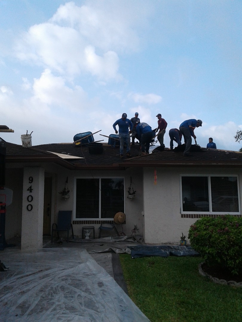 Tamarac, FL - Starting a 20sq shingle reroof in Tamarac ,by Earl w Johnston roofing. Tamarac, FL - Starting a 20sq shingle reroof in Tamarac ,by Earl w Johnston roofing.