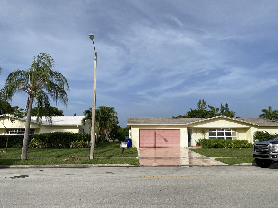 Margate, FL - Tile Reroof in Margate Margate, FL - Tile Reroof in Margate