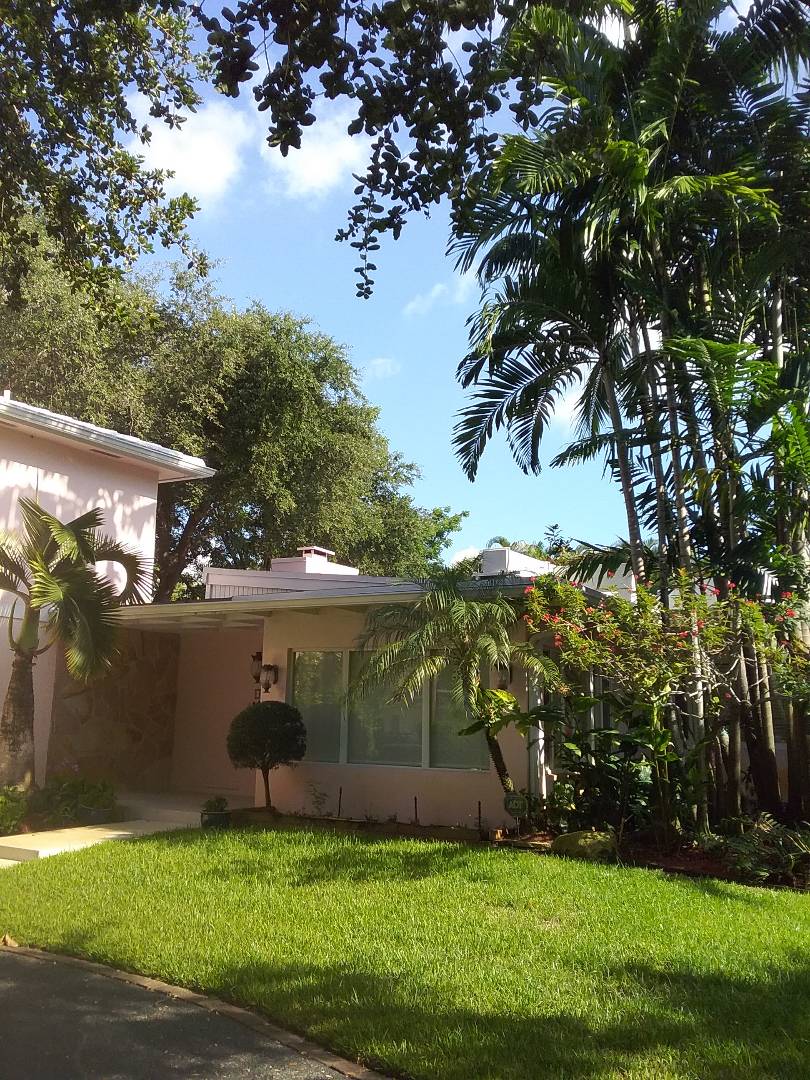 Miami Shores, FL - Roof inspection and maintenance by Duane and Fransisco from Earl W Johnston roofing Miami Shores, FL - Roof inspection and maintenance by Duane and Fransisco from Earl W Johnston roofing