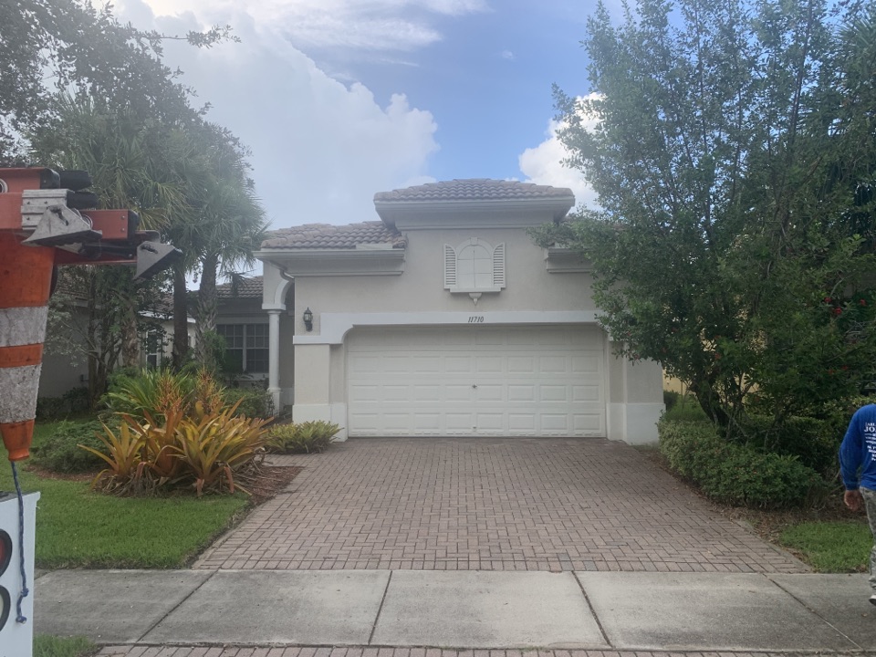Parkland, FL - Tile roof repair Parkland, FL - Tile roof repair