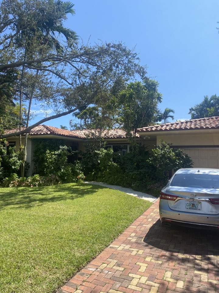 Miami Shores, FL - Tile roof repair estimate Miami Shores, FL - Tile roof repair estimate