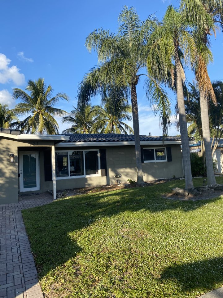 Pompano Beach, FL - Estimate for a roof repair in pompano Pompano Beach, FL - Estimate for a roof repair in pompano
