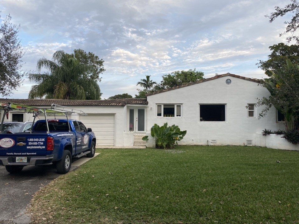 Coral Gables, FL - Cement Tile Roof Repair Estimate / Fascia Repair Estimate / Tile Roof Cleaning / Earl W Johnston Roofing / 954-989-7794 / Eric Suarez / Se Habla Espanol Coral Gables, FL - Cement Tile Roof Repair Estimate / Fascia Repair Estimate / Tile Roof Cleaning / Earl W Johnston Roofing / 954-989-7794 / Eric Suarez / Se Habla Espanol