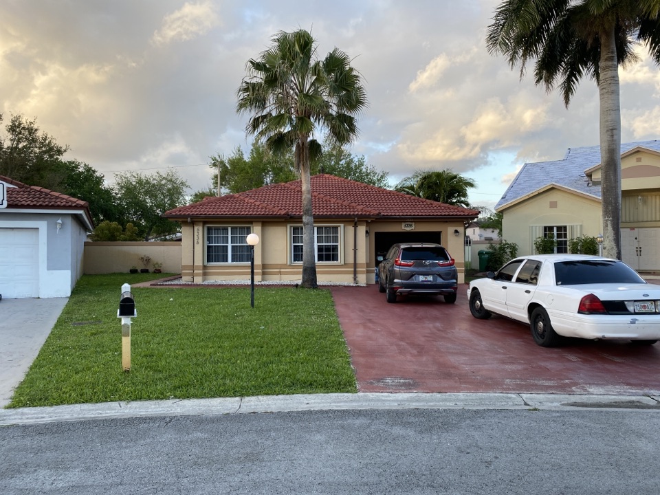 Miami Gardens, FL - Boral Concrete Tile ReRoof Estimate / Earl W Johnston Roofing / (954)-989-7794 / Eric Suarez / Se Habla Espanol Miami Gardens, FL - Boral Concrete Tile ReRoof Estimate / Earl W Johnston Roofing / (954)-989-7794 / Eric Suarez / Se Habla Espanol