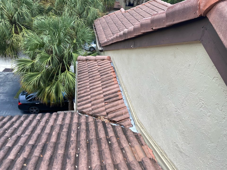 Tile roof leak repair estimate in Weston Florida by Mike Wild and Earl Johnston roofing Tile roof leak repair estimate in Weston Florida by Mike Wild and Earl Johnston roofing