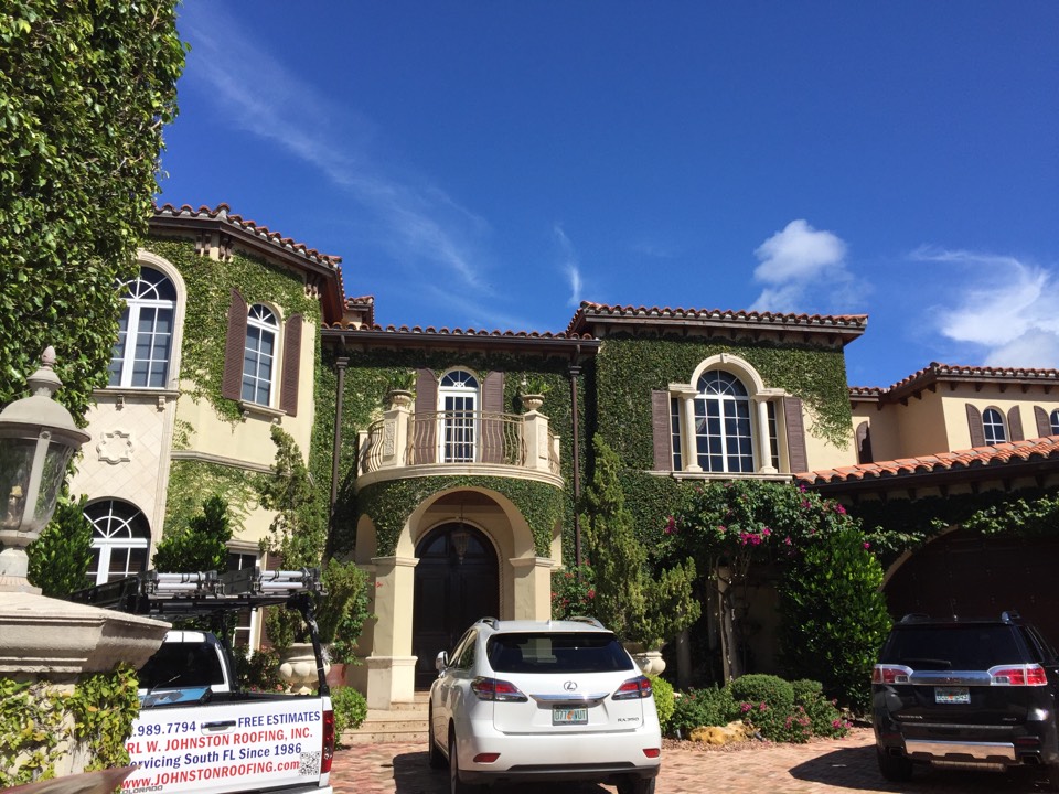 Golden Beach, FL - Estimate to repair leak in bathroom in this custom home. Golden Beach, FL - Estimate to repair leak in bathroom in this custom home.