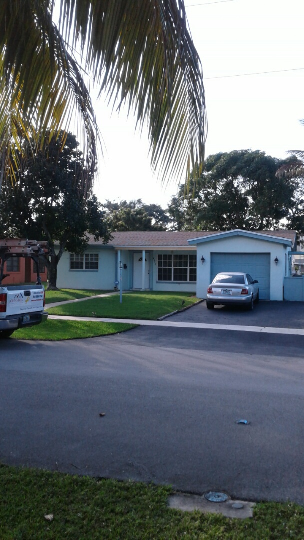 Lauderdale Lakes, FL - Finished gaf timberline shingle and flat roof Lauderdale Lakes, FL - Finished gaf timberline shingle and flat roof