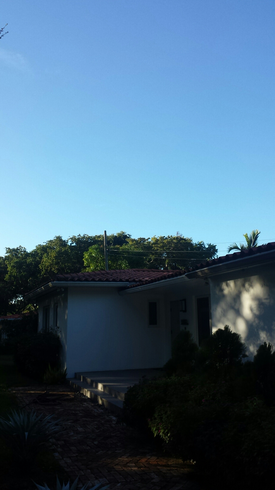 Coral Gables, FL - Tile roof repair estimate at Coral Gables Coral Gables, FL - Tile roof repair estimate at Coral Gables