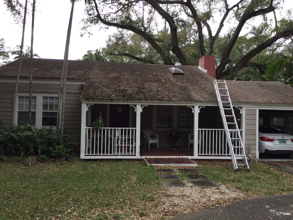Biscayne Park, FL - Shingle reroof estimate in Miami Biscayne Park, FL - Shingle reroof estimate in Miami