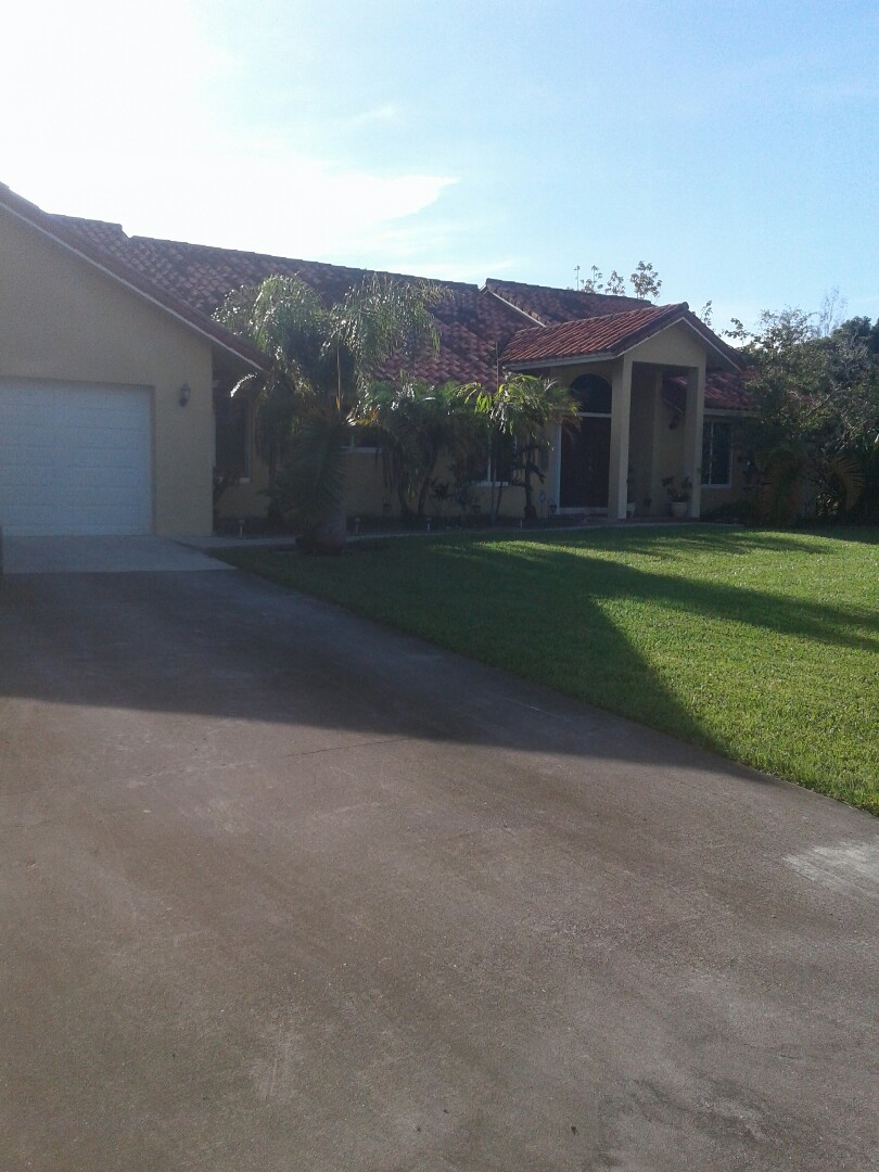 Roof tile repair in the city of Plantation Florida this repair is being done by Earl W Johnston roofing company Tony and Chris or your repair technicians Roof tile repair in the city of Plantation Florida this repair is being done by Earl W Johnston roofing company Tony and Chris or your repair technicians