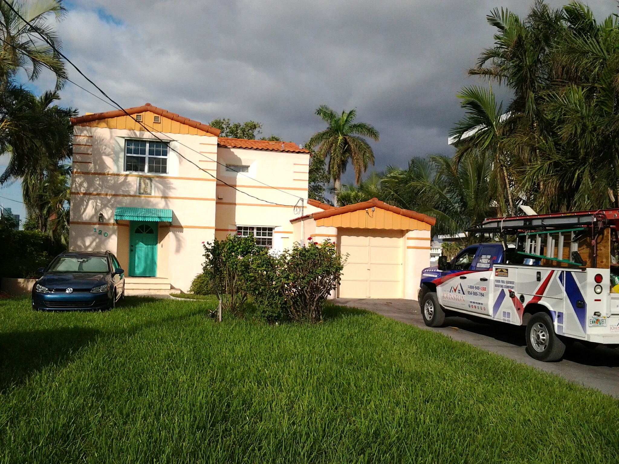 Miami Beach, FL - Tile roof repair in the city of miami beach fl this repair is being done by Earl w Johnston roofing company Jos? end Brandon are you repair technicians Miami Beach, FL - Tile roof repair in the city of miami beach fl this repair is being done by Earl w Johnston roofing company Jos? end Brandon are you repair technicians