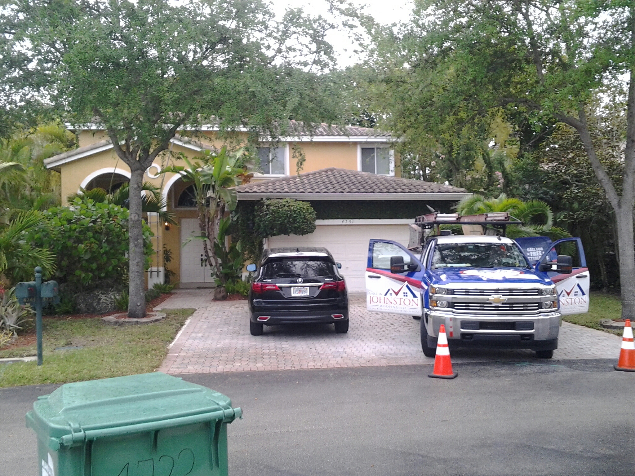 Doral, FL - Tile roof repair in the city of Doral fl this repair is being done by Earl w Johnston roofing company Jos? end Duane are you repair technicians Doral, FL - Tile roof repair in the city of Doral fl this repair is being done by Earl w Johnston roofing company Jos? end Duane are you repair technicians