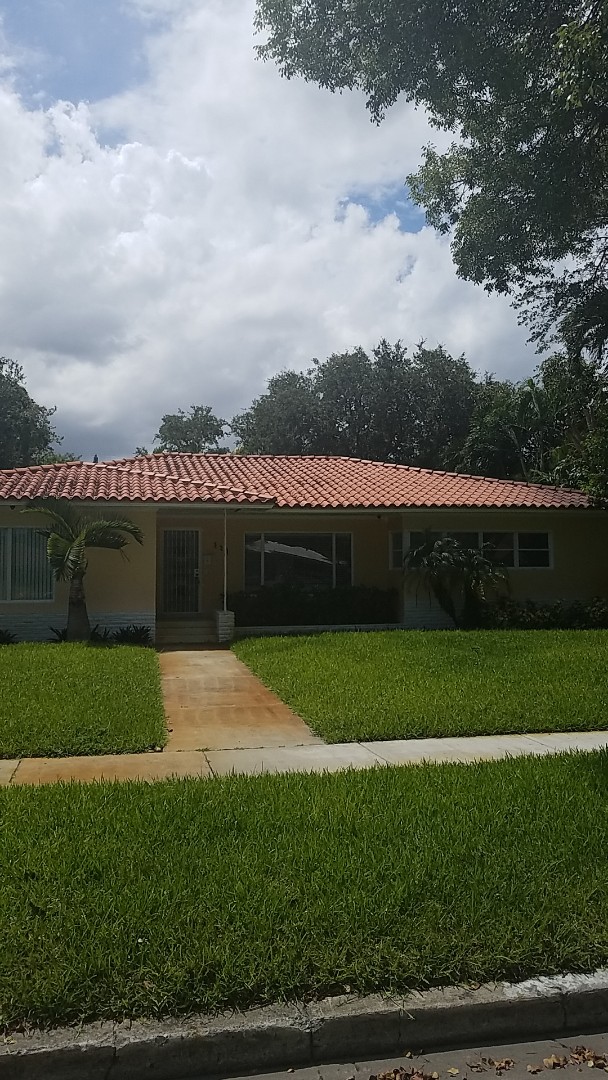 Miami Shores, FL - Tile roof repair estimate by Earl Johnston Roofing Company Miami Shores, FL - Tile roof repair estimate by Earl Johnston Roofing Company