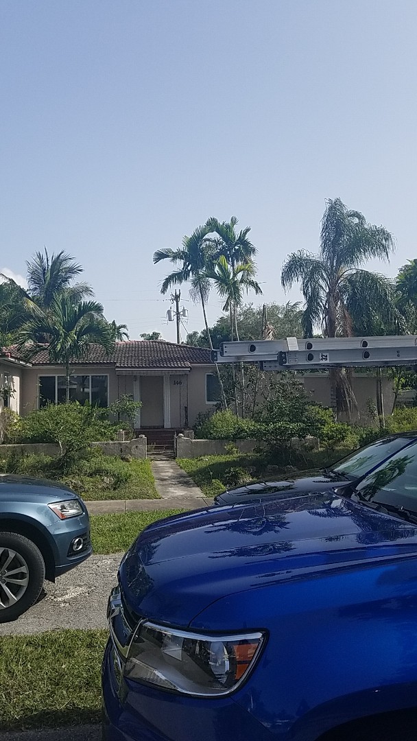 Miami Shores, FL - Tile roof repair estimate by Earl Johnston Roofing Company Miami Shores, FL - Tile roof repair estimate by Earl Johnston Roofing Company