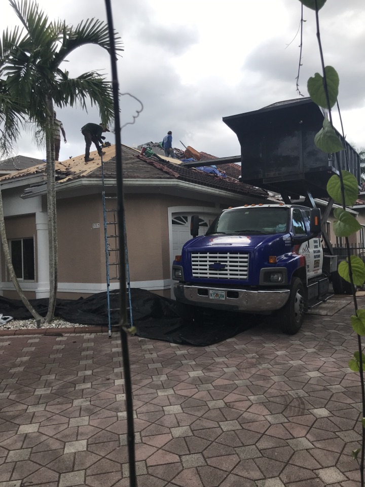 Re-roofing of the roof tile in Weston Re-roofing of the roof tile in Weston
