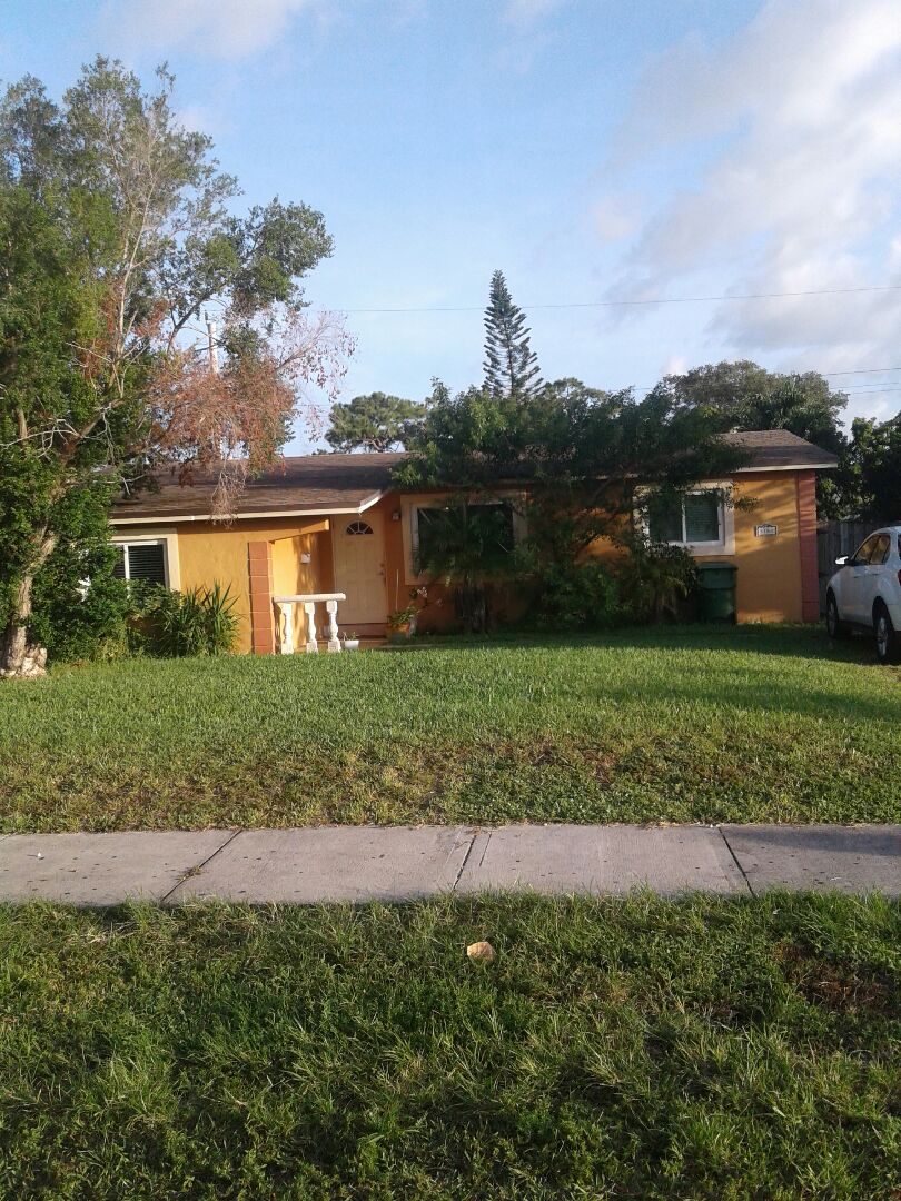 Surfside, FL - Shingle roof repair in the city of Fort Lauderdale Florida this repair is being done by Earl W Johnston roofing company Tony and Regis are your repair technicians Surfside, FL - Shingle roof repair in the city of Fort Lauderdale Florida this repair is being done by Earl W Johnston roofing company Tony and Regis are your repair technicians