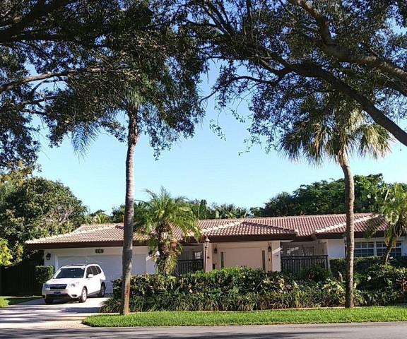 Miami Lakes, FL - Just completed Eagle Malibu tile roof in Miami Lakes Miami Lakes, FL - Just completed Eagle Malibu tile roof in Miami Lakes