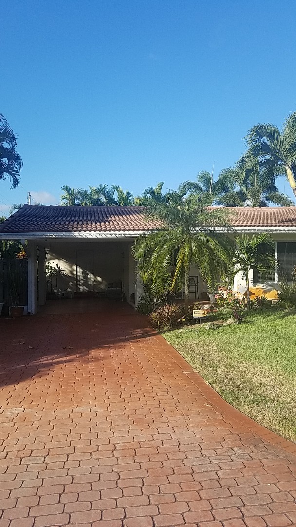 Oakland Park, FL - Tile roof repair estimate by Earl Johnston Roofing Company Oakland Park, FL - Tile roof repair estimate by Earl Johnston Roofing Company