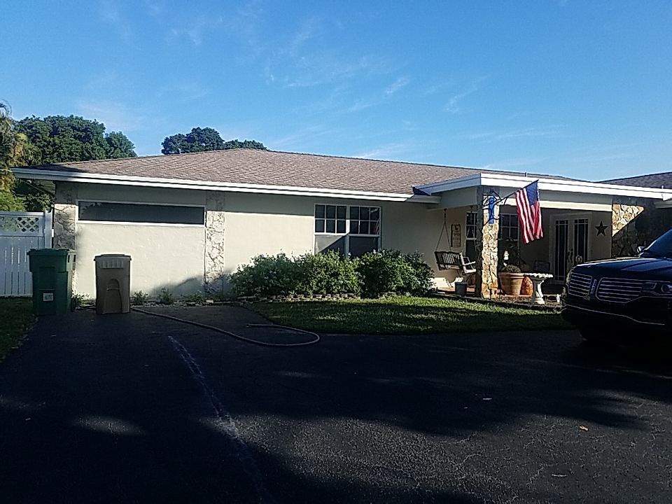 Roof leak repair estimate in Davie, FL Roof leak repair estimate in Davie, FL